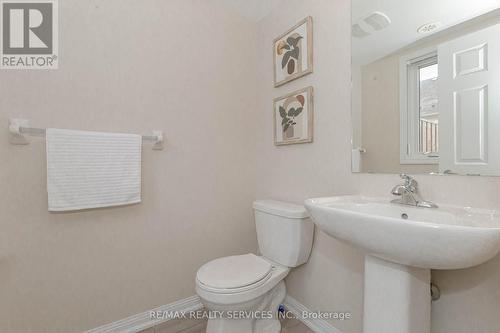 103 - 1 Beckenrose Court, Brampton, ON - Indoor Photo Showing Bathroom