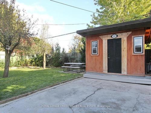 115 Clarence St, Brampton, ON - Outdoor