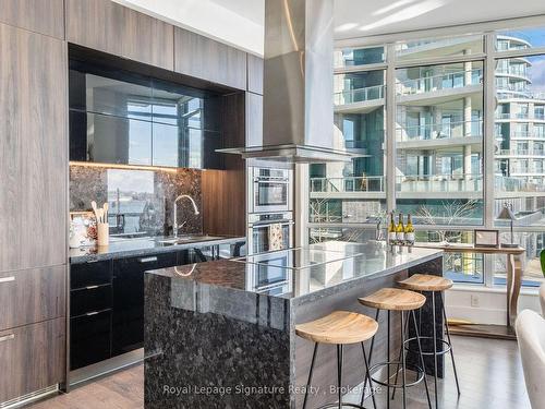 222-55 Merchants' Wharf, Toronto, ON - Indoor Photo Showing Kitchen