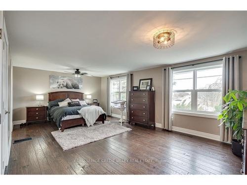 226 St. Catharines St, West Lincoln, ON - Indoor Photo Showing Bedroom