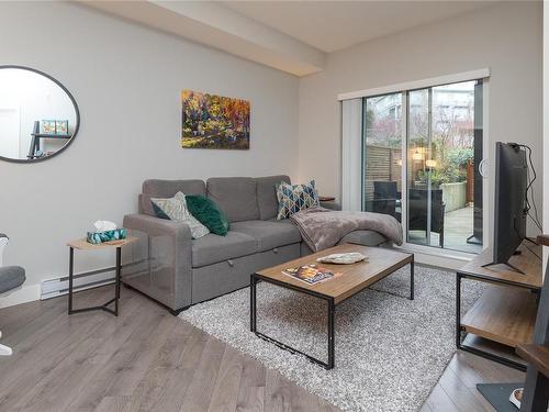 103-1000 Inverness Rd, Saanich, BC - Indoor Photo Showing Living Room