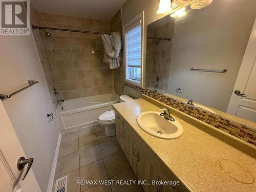 Upper - 151 Robert Parkinson Drive, Brampton, ON - Indoor Photo Showing Bathroom