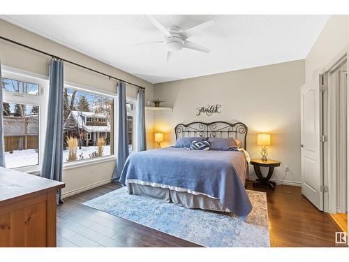 5819 110 St Nw, Edmonton, AB - Indoor Photo Showing Bedroom