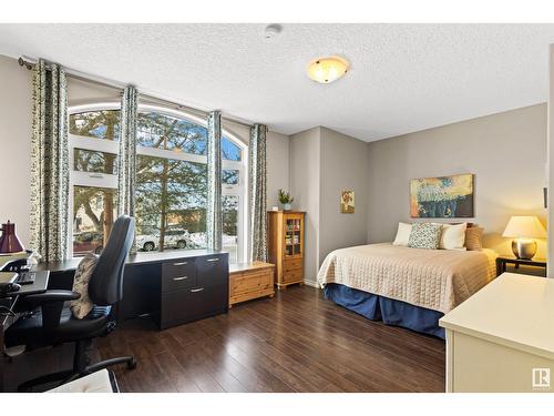 5819 110 St Nw, Edmonton, AB - Indoor Photo Showing Bedroom