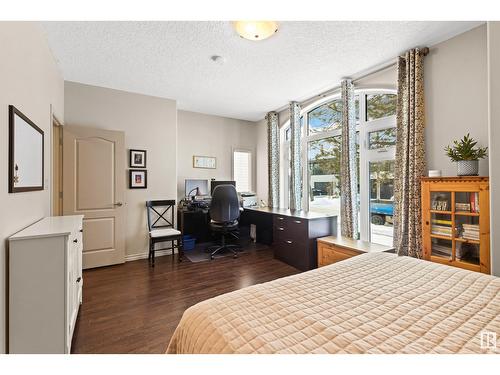 5819 110 St Nw, Edmonton, AB - Indoor Photo Showing Bedroom