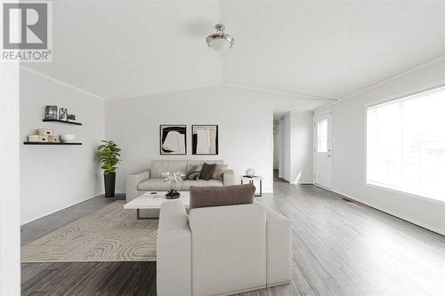 124 Fir Street, Fort Mcmurray, AB - Indoor Photo Showing Living Room