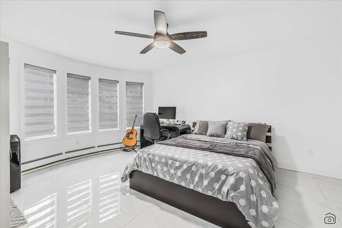 8035 123 Street, Surrey, BC - Indoor Photo Showing Bedroom