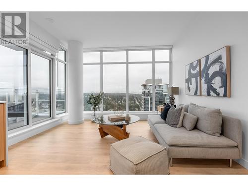 2307 505 Nelson Street, Coquitlam, BC - Indoor Photo Showing Living Room