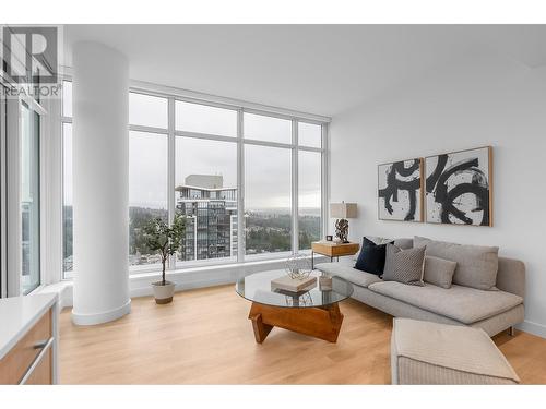 2307 505 Nelson Street, Coquitlam, BC - Indoor Photo Showing Living Room