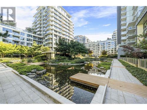 1507 8833 Hazelbridge Way, Richmond, BC - Outdoor With Balcony