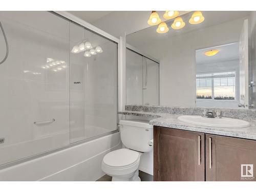 #35 2051 Towne Centre Bv Nw, Edmonton, AB - Indoor Photo Showing Bathroom