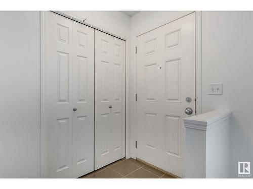 #35 2051 Towne Centre Bv Nw, Edmonton, AB - Indoor Photo Showing Other Room