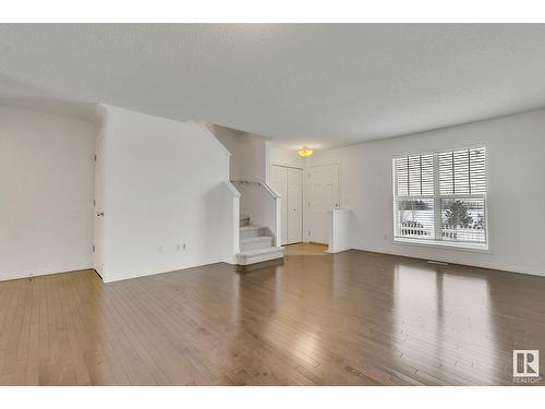 #35 2051 Towne Centre Bv Nw, Edmonton, AB - Indoor Photo Showing Other Room