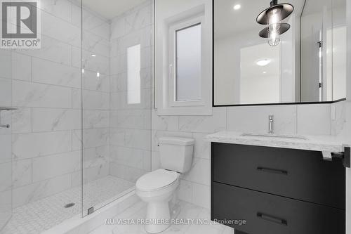 2152 Tripp Drive, London, ON - Indoor Photo Showing Bathroom