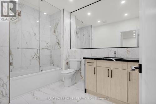 2152 Tripp Drive, London, ON - Indoor Photo Showing Bathroom