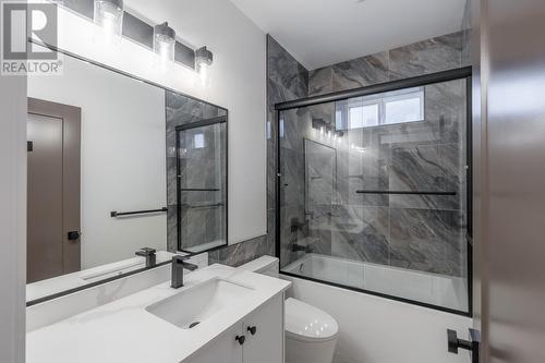 181 Holloway Drive, Kamloops, BC - Indoor Photo Showing Bathroom