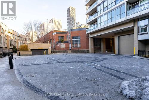 816 - 60 Berwick Avenue, Toronto, ON - Outdoor With Balcony