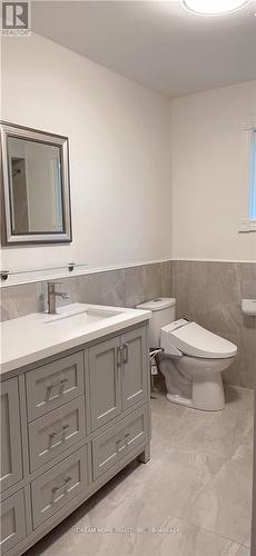 417 Luzon Crescent, Mississauga, ON - Indoor Photo Showing Bathroom