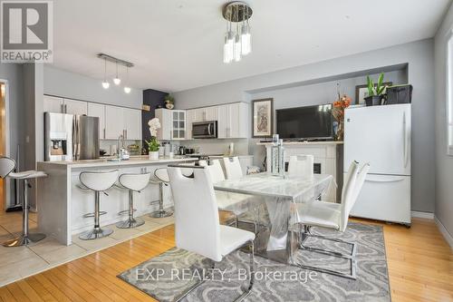 411 Murray Ross Parkway, Toronto, ON - Indoor Photo Showing Other Room