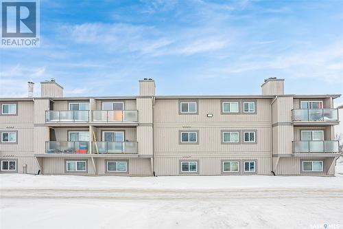 303 855 Wollaston Crescent, Saskatoon, SK - Outdoor With Facade