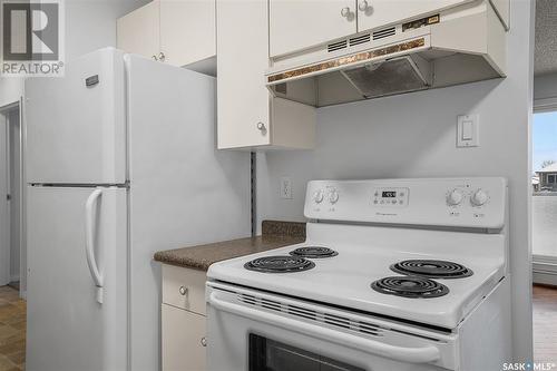 303 855 Wollaston Crescent, Saskatoon, SK - Indoor Photo Showing Kitchen