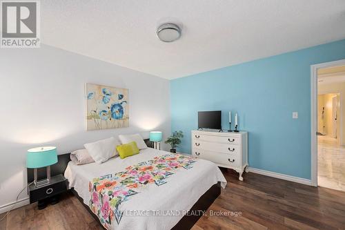 68 Meadowvale Drive, St. Thomas, ON - Indoor Photo Showing Bedroom