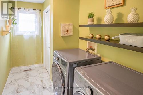 68 Meadowvale Drive, St. Thomas, ON - Indoor Photo Showing Laundry Room