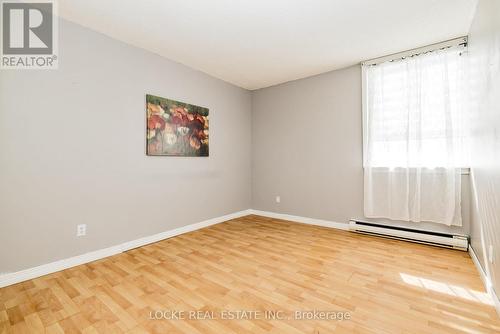 918 - 2020 Jasmine Crescent, Ottawa, ON - Indoor Photo Showing Other Room