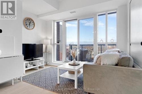 511 - 560 Rideau Street, Ottawa, ON - Indoor Photo Showing Living Room