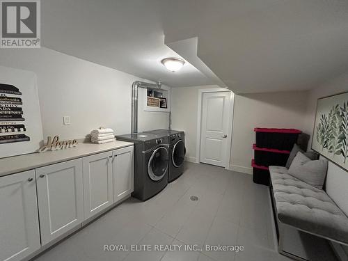 41 Valentine Drive, Toronto, ON - Indoor Photo Showing Laundry Room