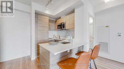 2706 - 3 Gloucester Street, Toronto, ON - Indoor Photo Showing Kitchen