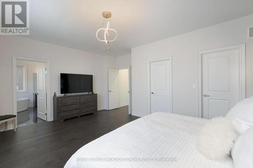 3173 Millicent Avenue, Oakville, ON - Indoor Photo Showing Bedroom