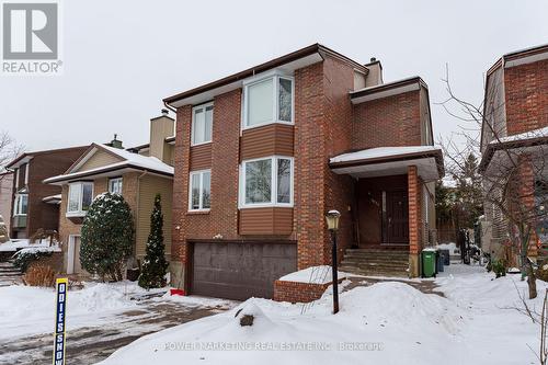 3035 Uplands Drive, Ottawa, ON - Outdoor