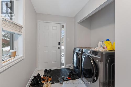 3035 Uplands Drive, Ottawa, ON - Indoor Photo Showing Laundry Room