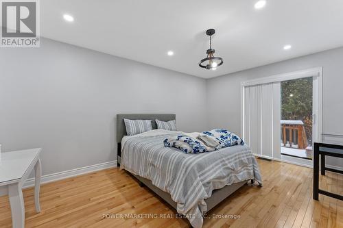 3035 Uplands Drive, Ottawa, ON - Indoor Photo Showing Bedroom