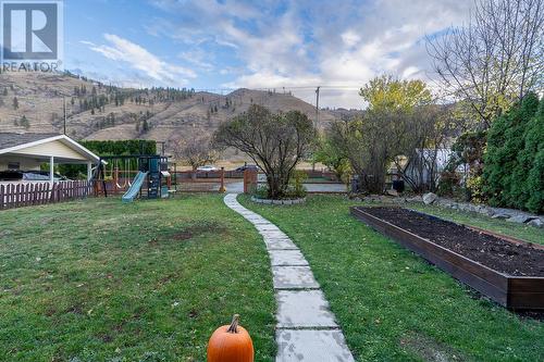 4349 Yellowhead Highway, Kamloops, BC - Outdoor