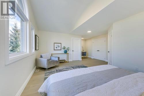 2276 Stillmeadow Road, Oakville, ON - Indoor Photo Showing Bedroom