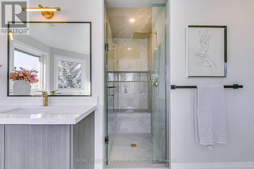 2276 Stillmeadow Road, Oakville, ON - Indoor Photo Showing Bathroom