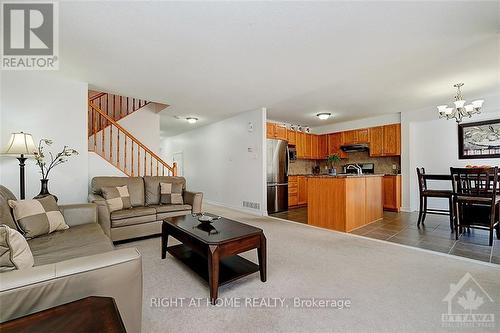 849 Clearbrook Drive, Ottawa, ON - Indoor Photo Showing Living Room