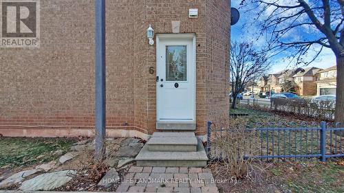 6 - 1240 Westview Terrace, Oakville, ON - Outdoor