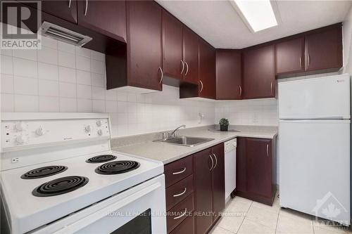 1160 Merivale Road, Ottawa, ON - Indoor Photo Showing Kitchen