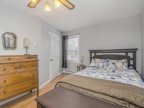 Chambre Ã Â coucher - 2519 Ch. Tousignant, Weedon, QC - Indoor Photo Showing Bedroom