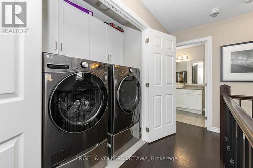 654 Dundonald Drive, Ottawa, ON - Indoor Photo Showing Laundry Room