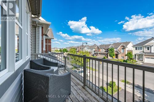 654 Dundonald Drive, Ottawa, ON - Outdoor With Balcony With Exterior