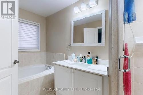 20 Edenvalley Road, Brampton, ON - Indoor Photo Showing Bathroom