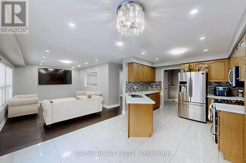 20 Edenvalley Road, Brampton, ON - Indoor Photo Showing Kitchen