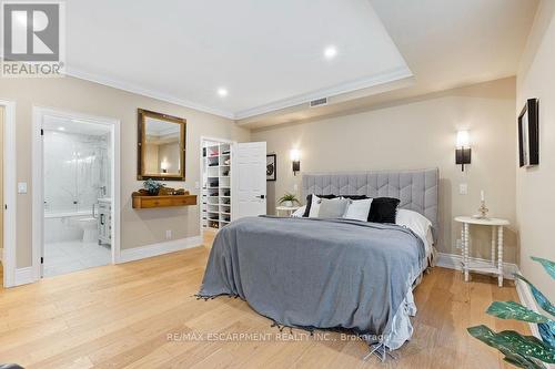 301 - 1477 Lakeshore Road, Burlington, ON - Indoor Photo Showing Bedroom