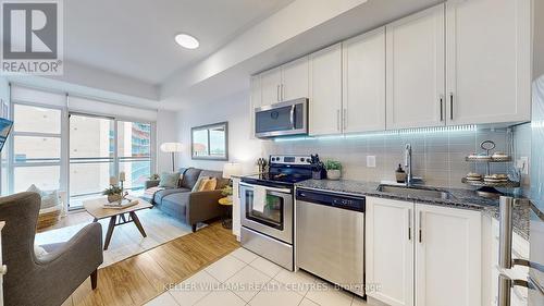 612 - 840 Queen'S Plate Drive, Toronto, ON - Indoor Photo Showing Kitchen With Stainless Steel Kitchen With Upgraded Kitchen