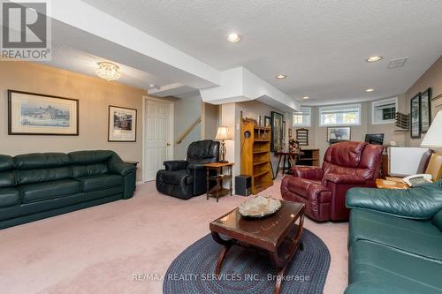 52 Buffridge Trail, Brampton, ON - Indoor Photo Showing Living Room