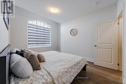 18 Elverton Crescent, Brampton, ON - Indoor Photo Showing Bedroom